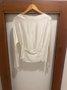 🤍Zara Cream Long-Sleeve Draped Side-Tie Top